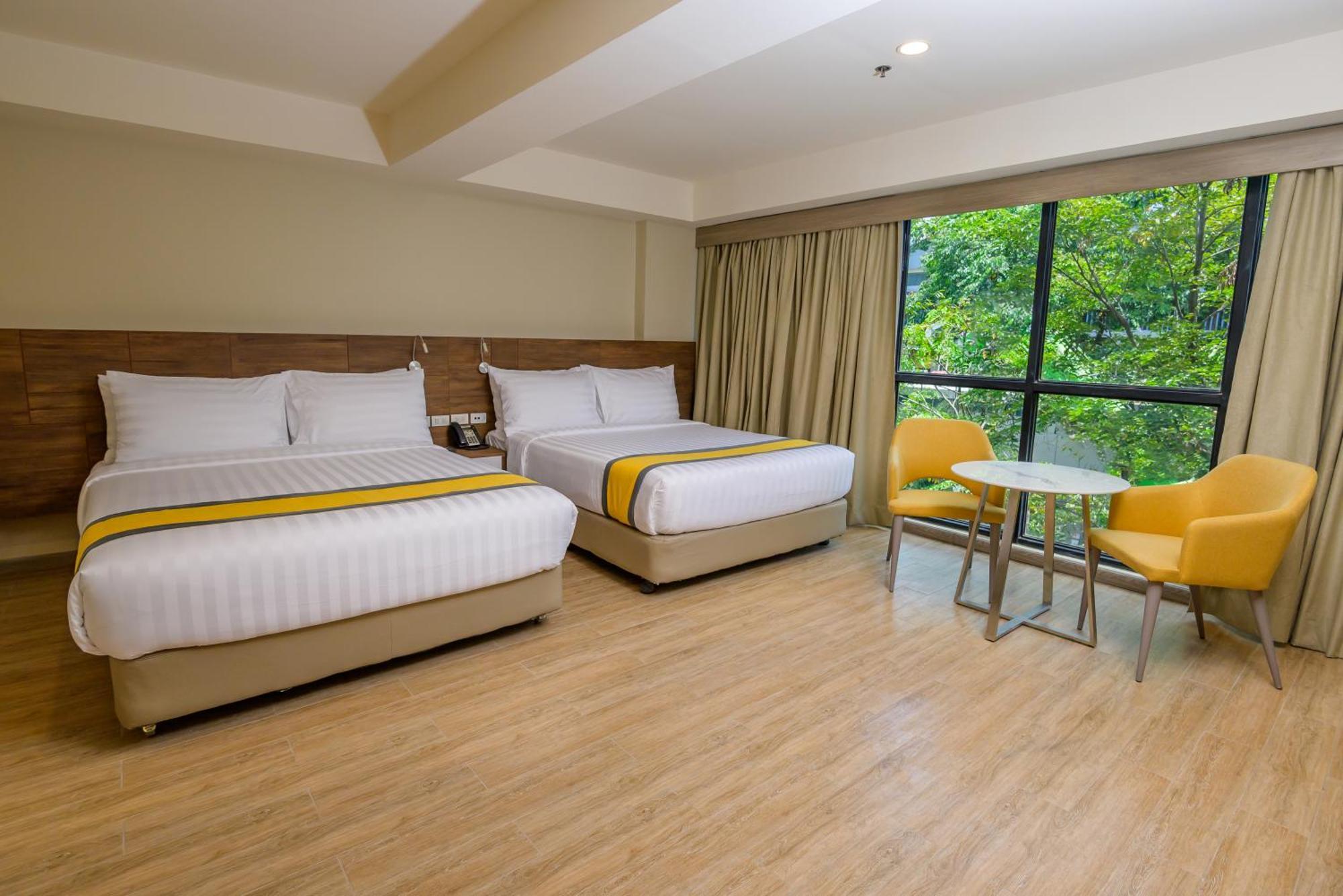 Surestay Plus By Best Western Cebu City Esterno foto