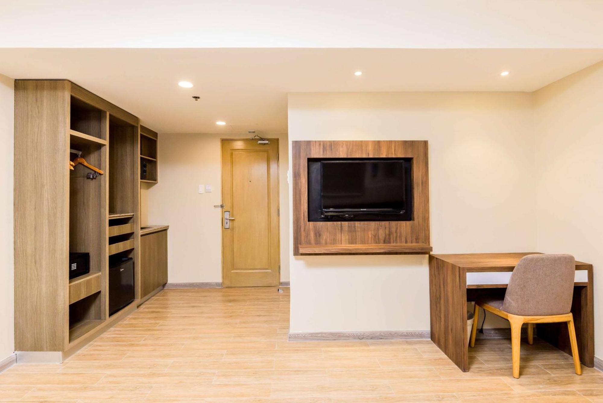 Surestay Plus By Best Western Cebu City Esterno foto